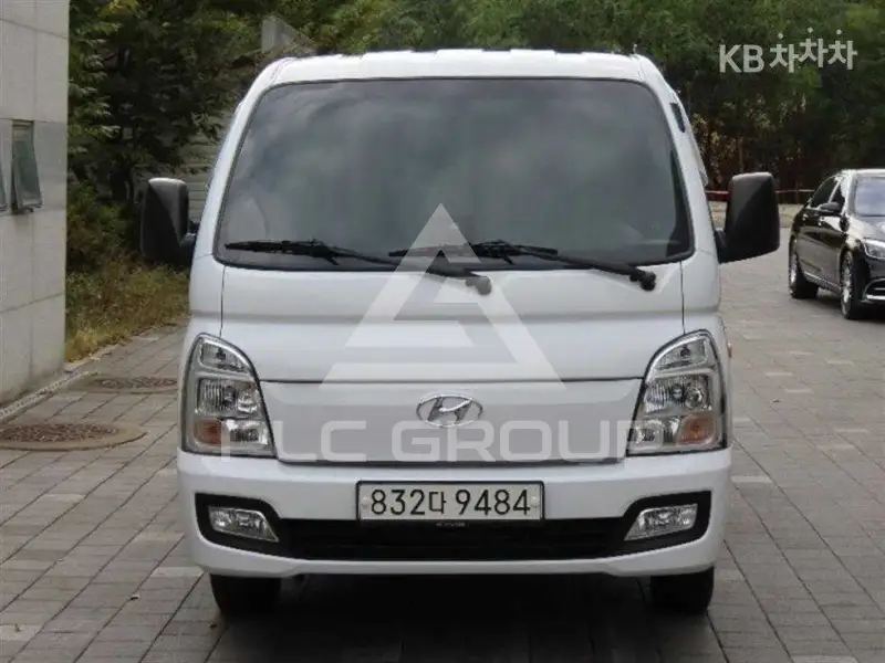 2023 Hyundai Porter