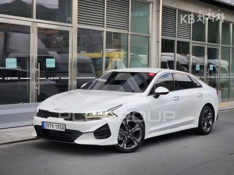 2023 KIA K5