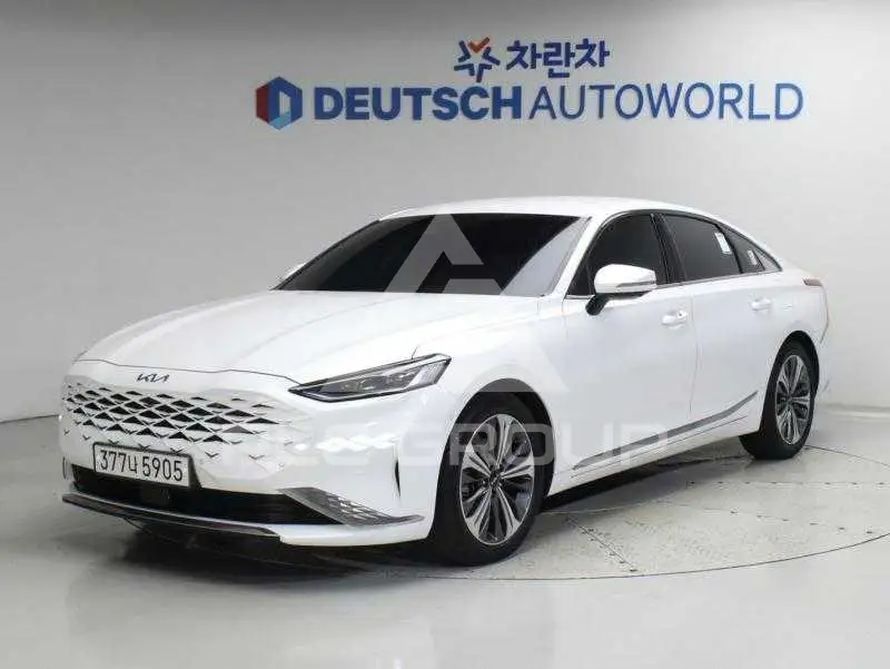 2023 KIA K8
