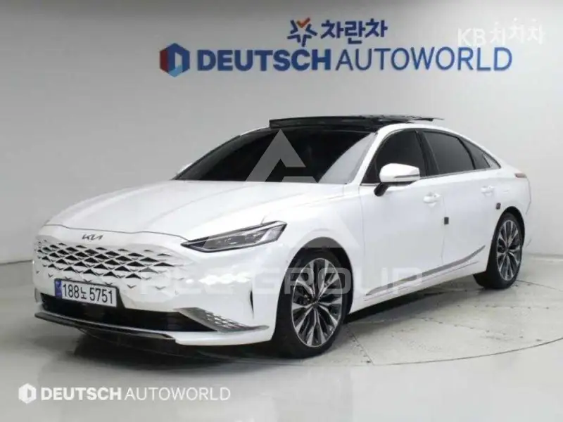 2023 KIA K8
