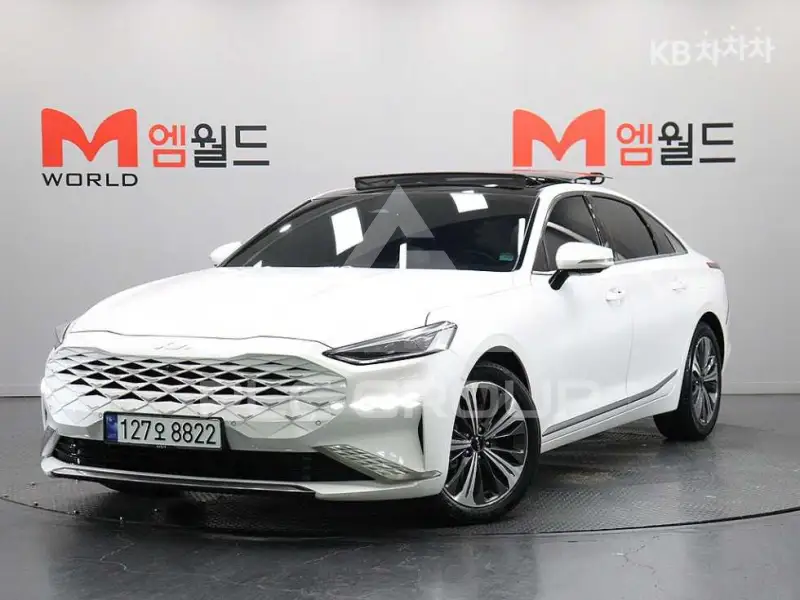 2023 KIA K8