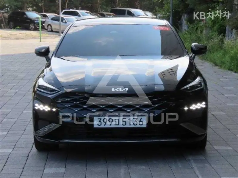 2023 KIA K8
