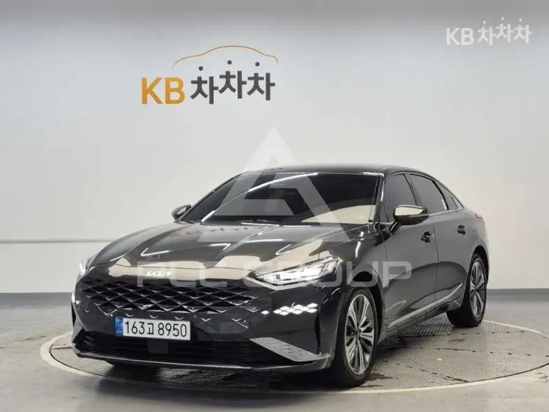 2023 KIA K8