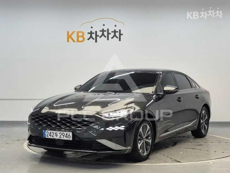 2023 KIA K8