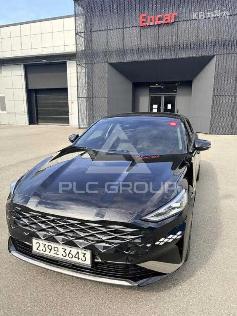 2023 KIA K8