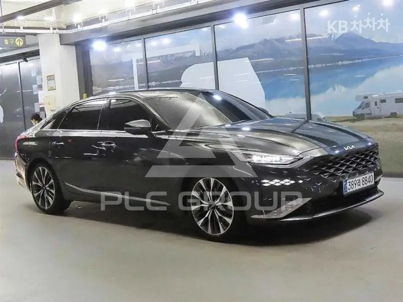 2023 KIA K8