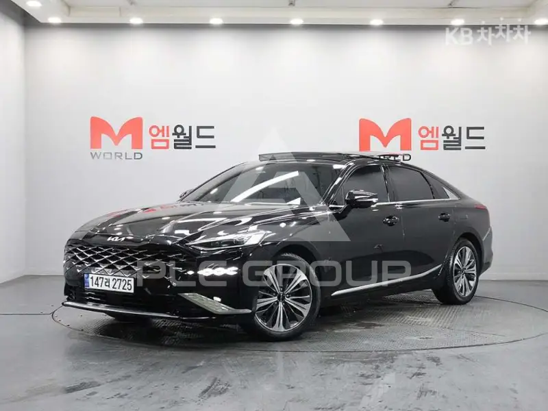 2023 KIA K8