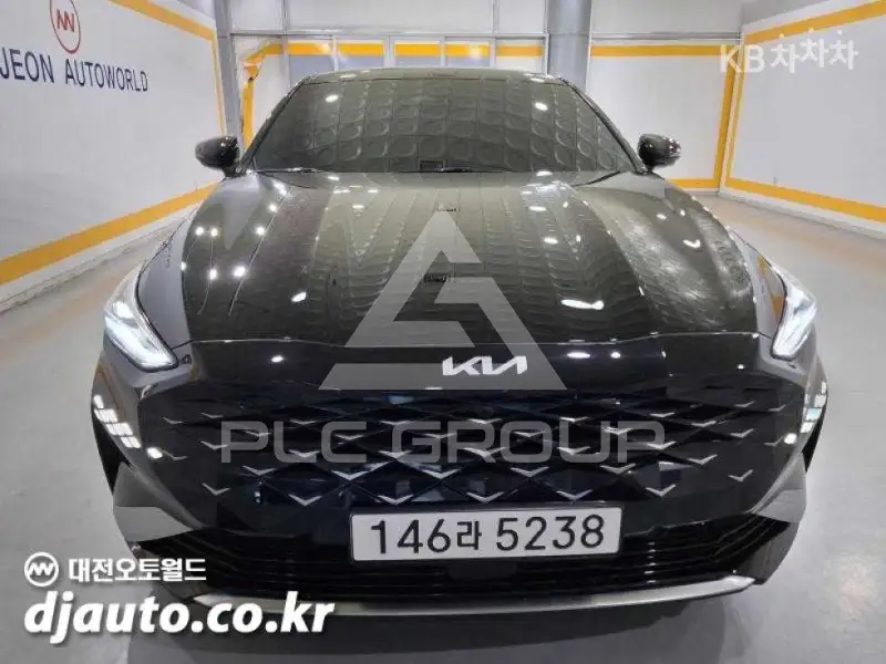 2023 KIA K8