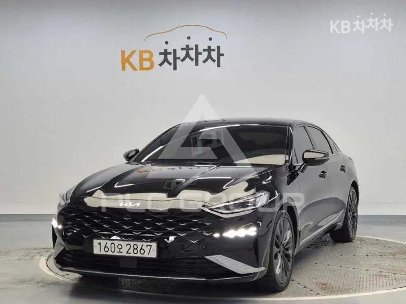 2023 KIA K8