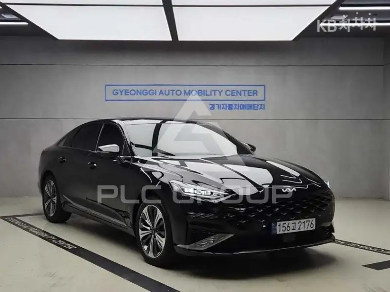 2023 KIA K8
