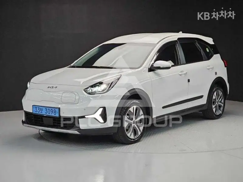 2023 KIA Niro
