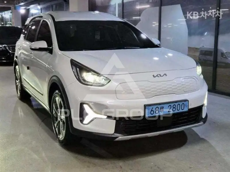 2023 KIA Niro