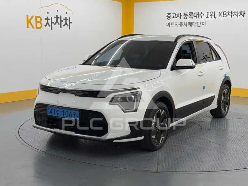 2023 KIA Niro