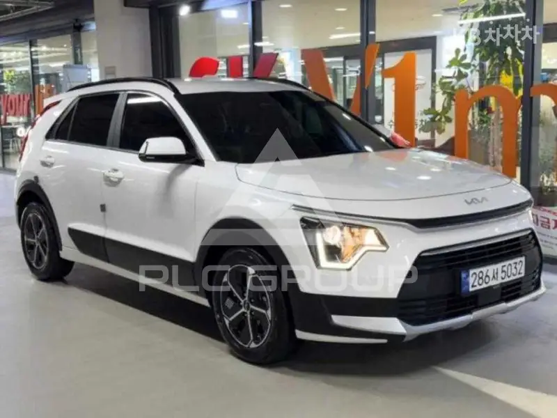 2023 KIA Niro