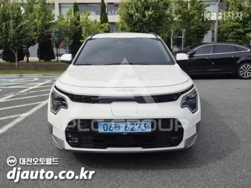 2023 KIA Niro