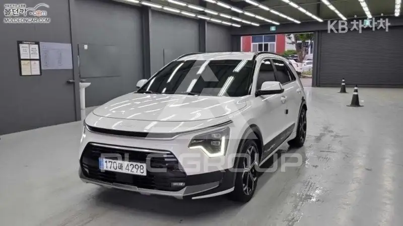 2023 KIA Niro