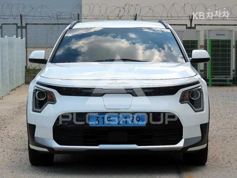2023 KIA Niro