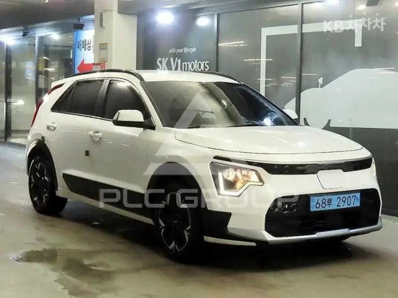 2023 KIA Niro
