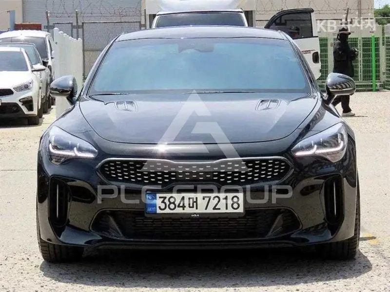 2023 KIA Stinger