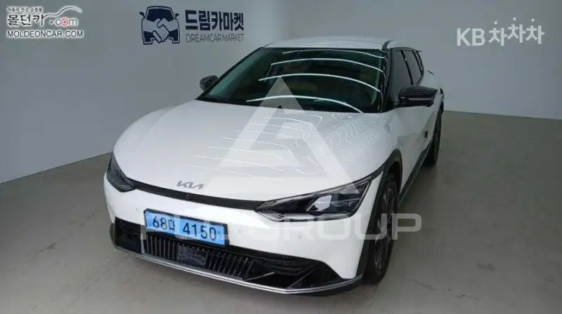 2023 KIA EV