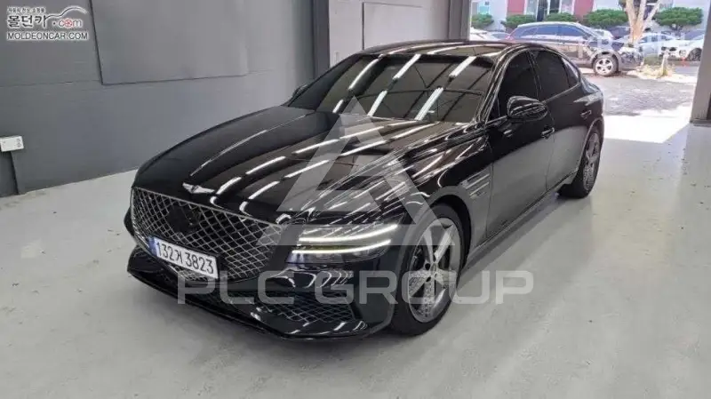 2023 Genesis G80