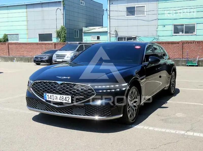 2023 Genesis G90