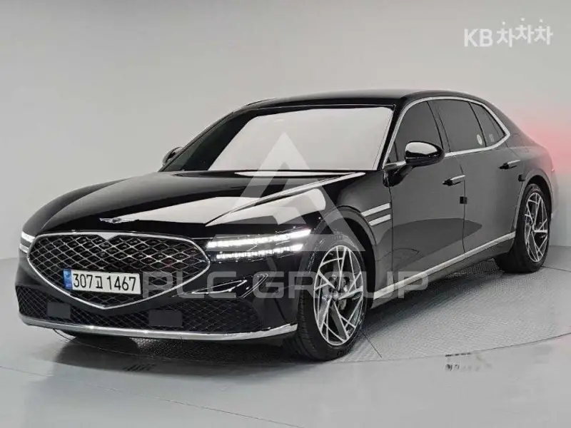 2023 Genesis G90