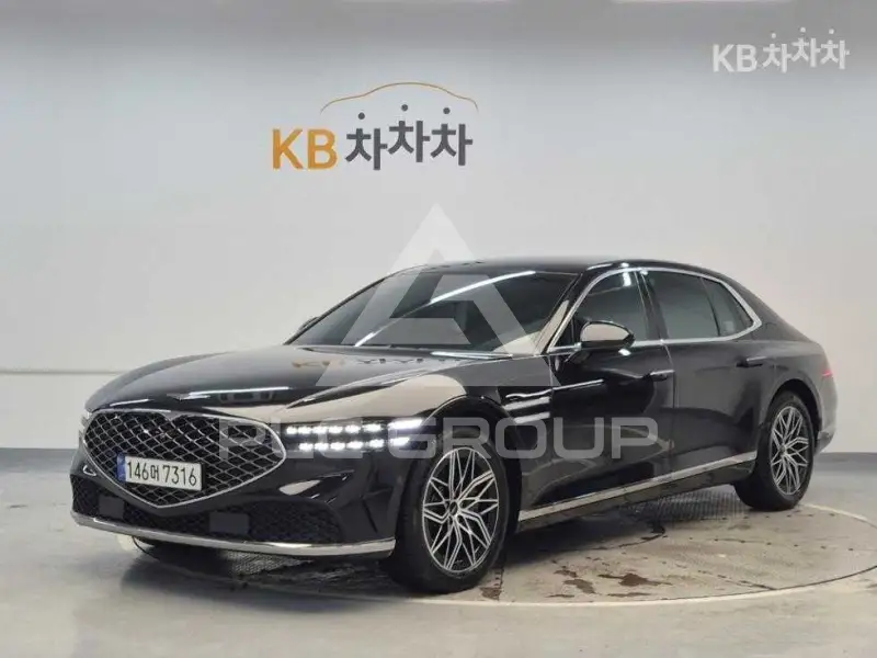 2023 Genesis G90
