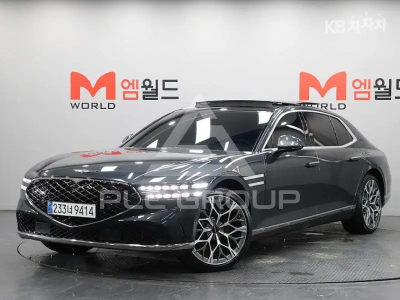2023 Genesis G90