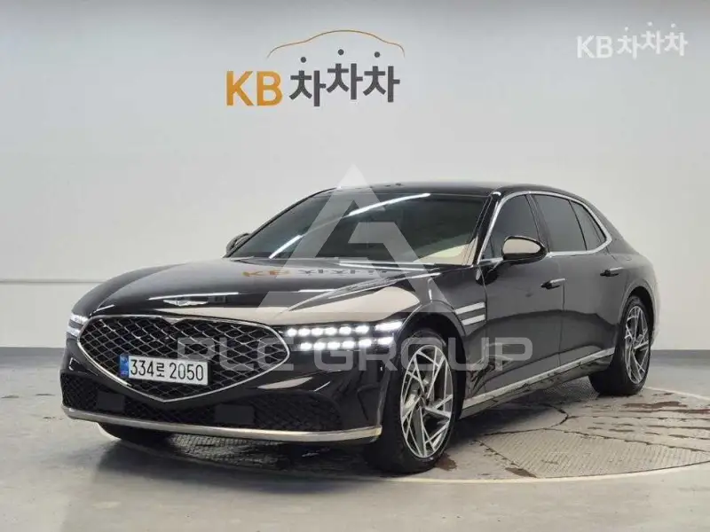 2023 Genesis G90