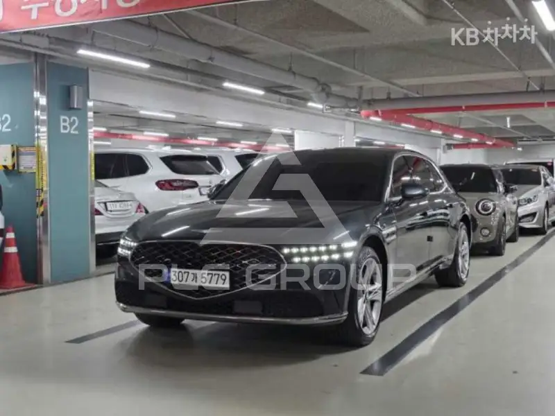 2023 Genesis G90