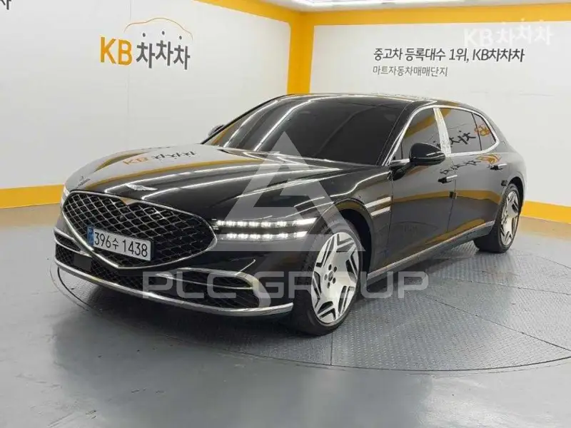 2023 Genesis G90