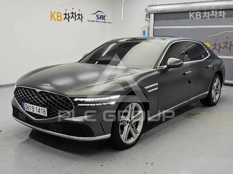 2023 Genesis G90