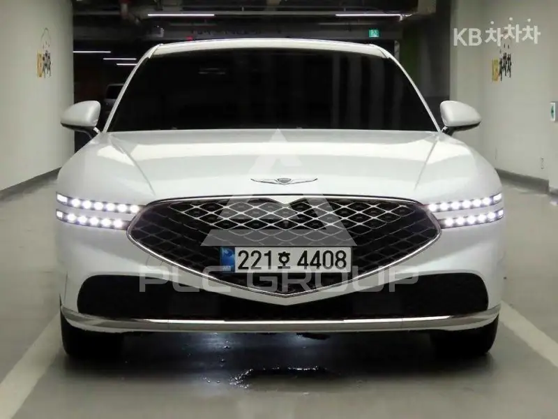 2023 Genesis G90