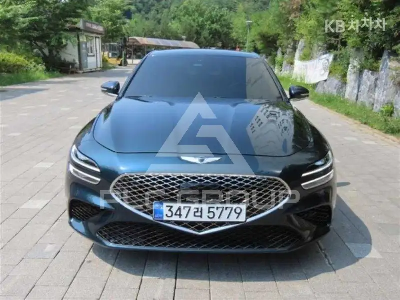 2023 Genesis G70