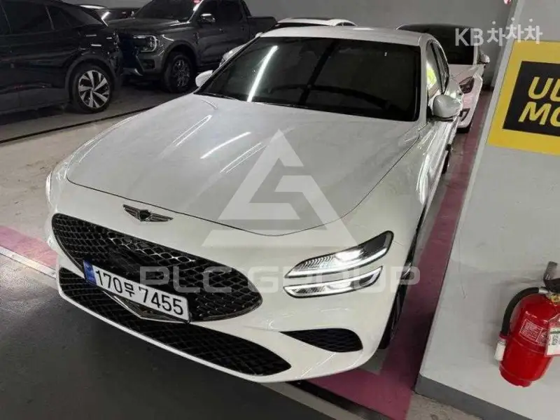 2023 Genesis G70