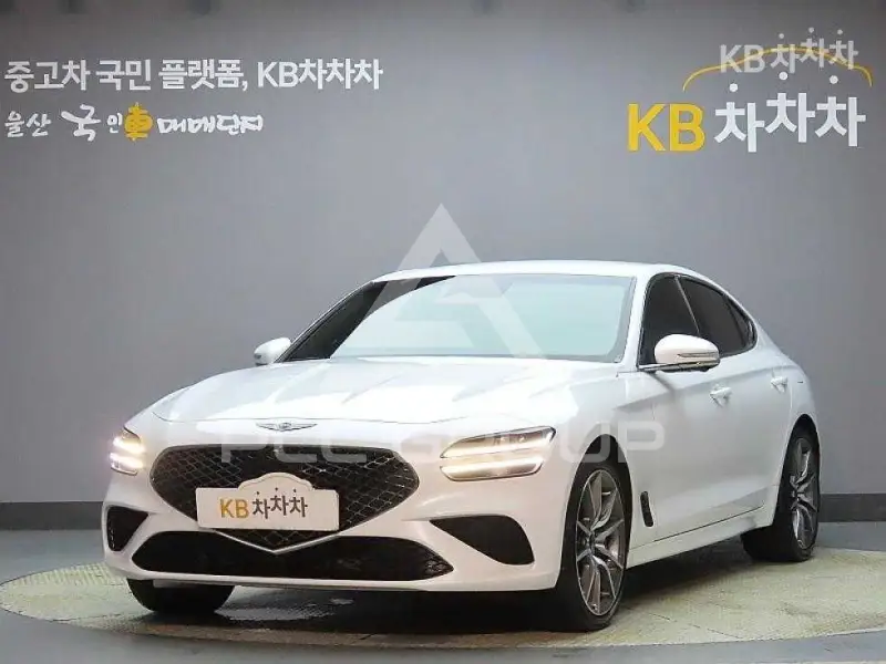 2023 Genesis G70