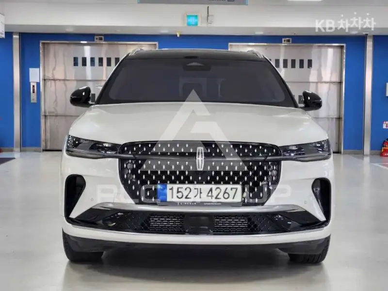 2023 Lincoln NAUTILUS