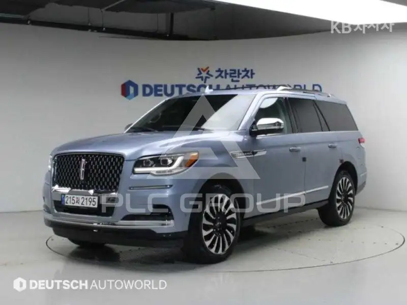 2023 Lincoln NAVIGATOR