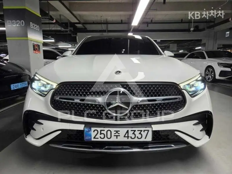 2023 Mercedes Benz GLC-Class