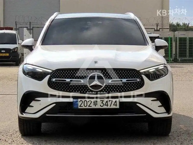 2023 Mercedes Benz GLC-Class