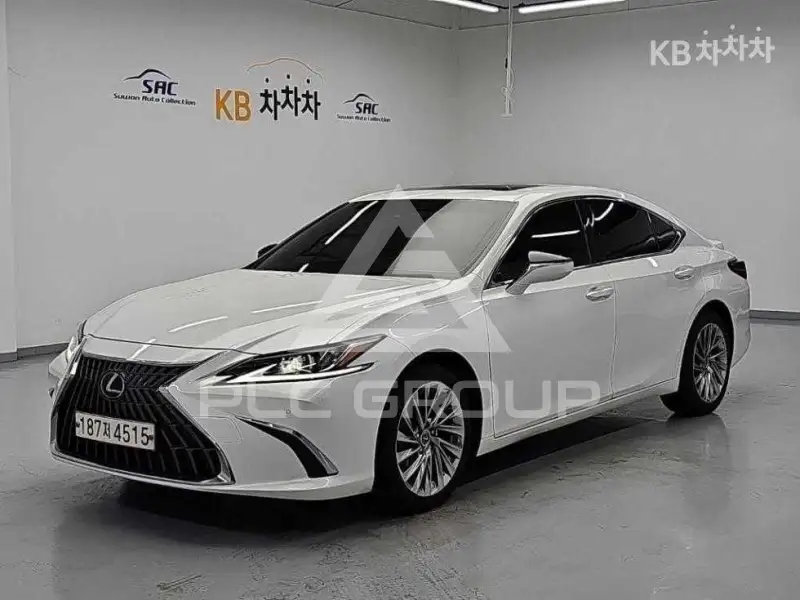 2023 Lexus ES