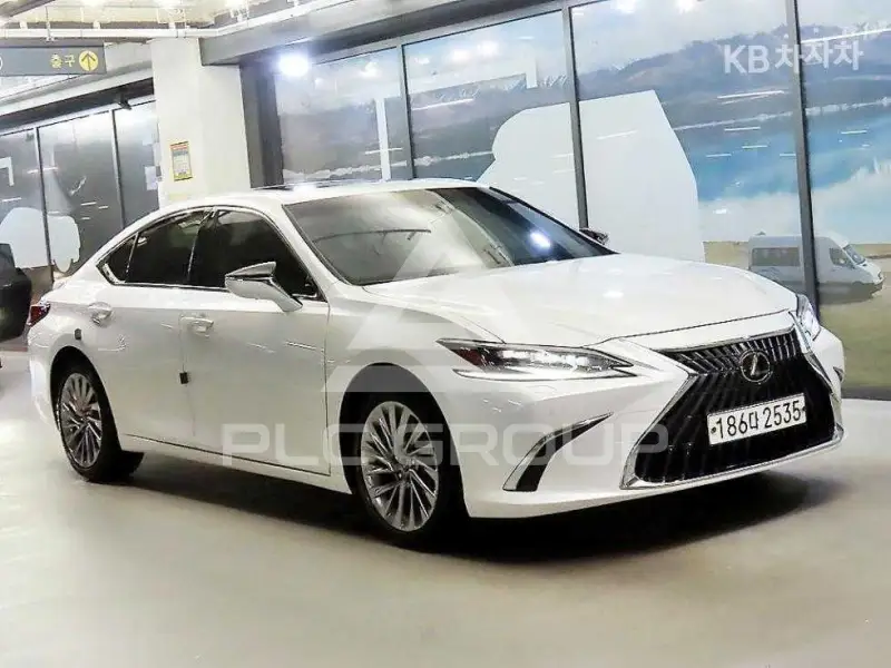 2023 Lexus ES