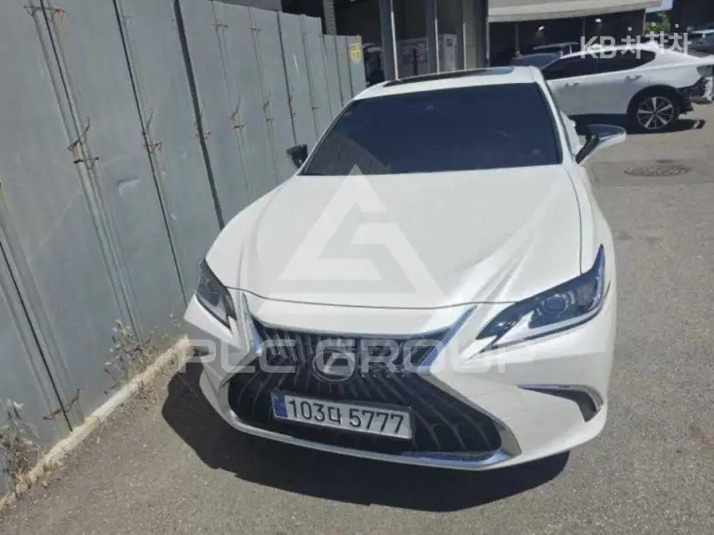 2023 Lexus ES
