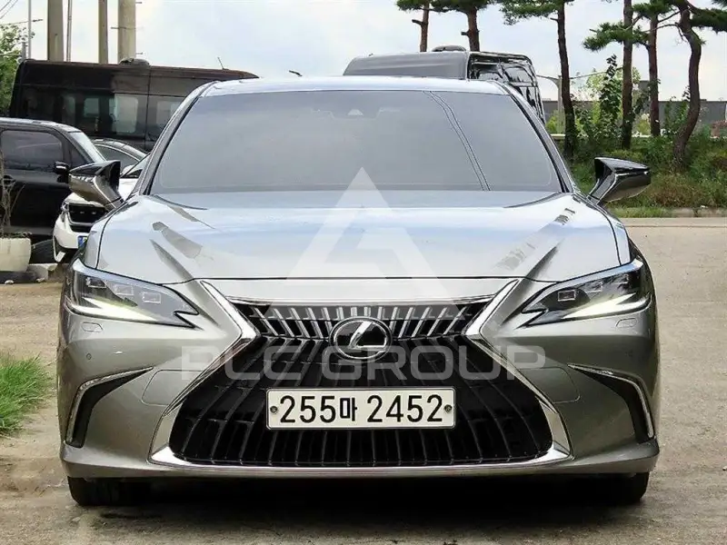 2023 Lexus ES