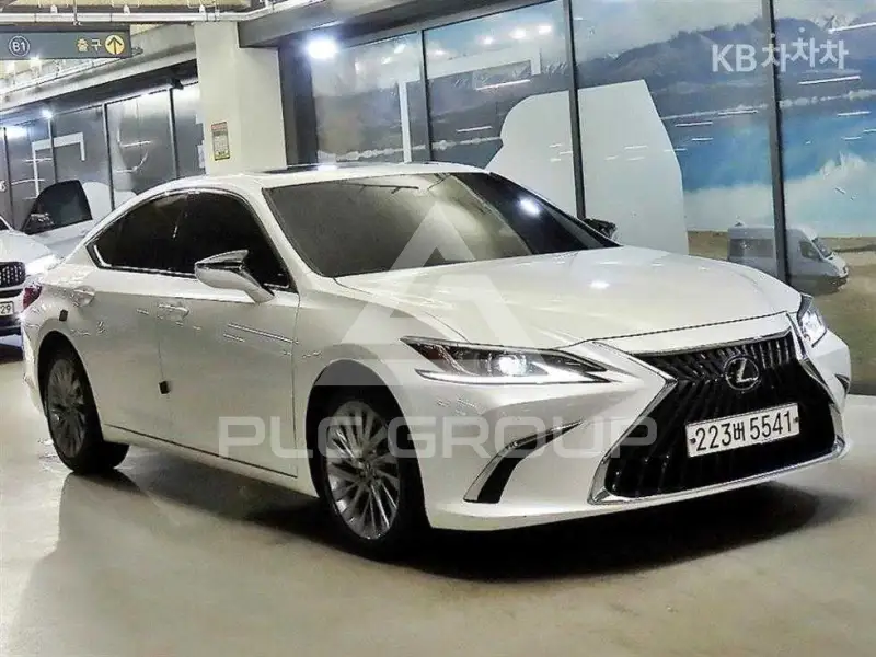 2023 Lexus ES