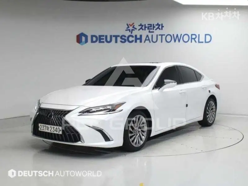 2023 Lexus ES