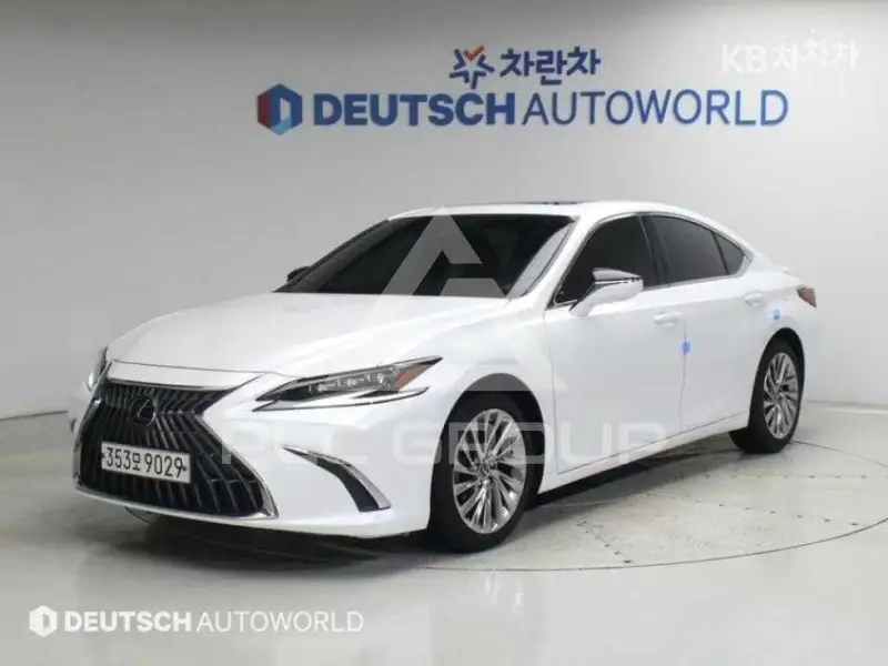 2023 Lexus ES