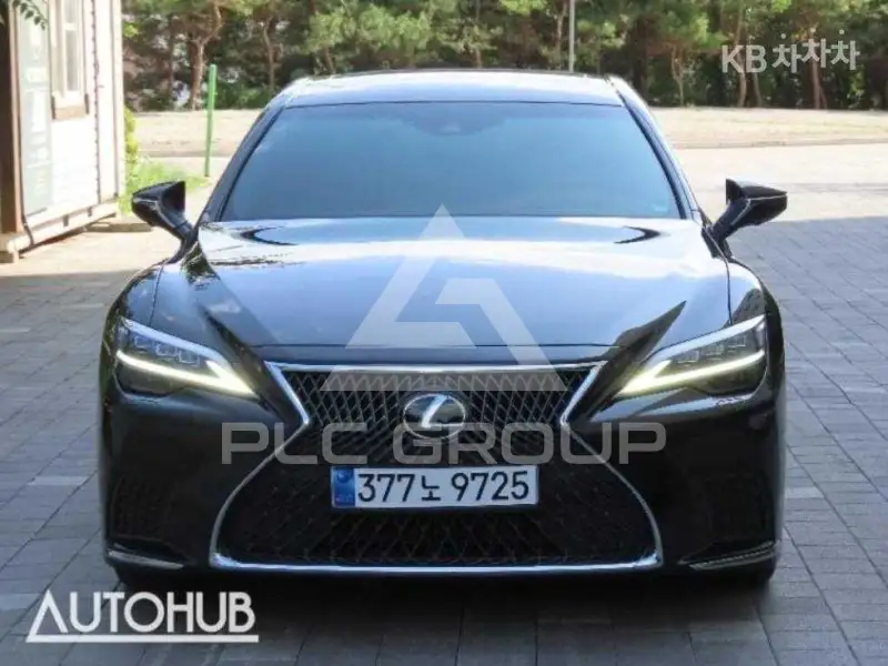 2023 Lexus LS