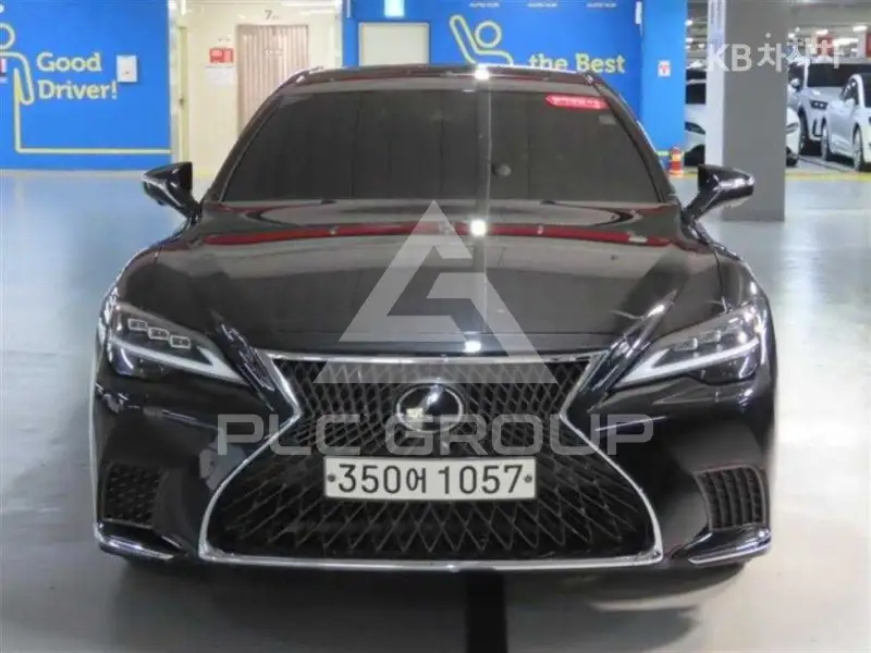 2023 Lexus LS